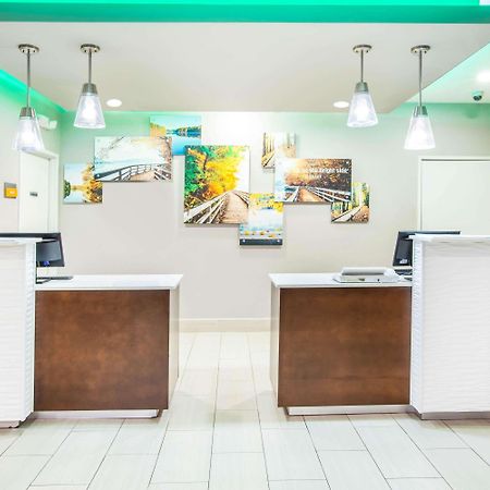 La Quinta Inn And Suites By Wyndham Elkhart Extérieur photo