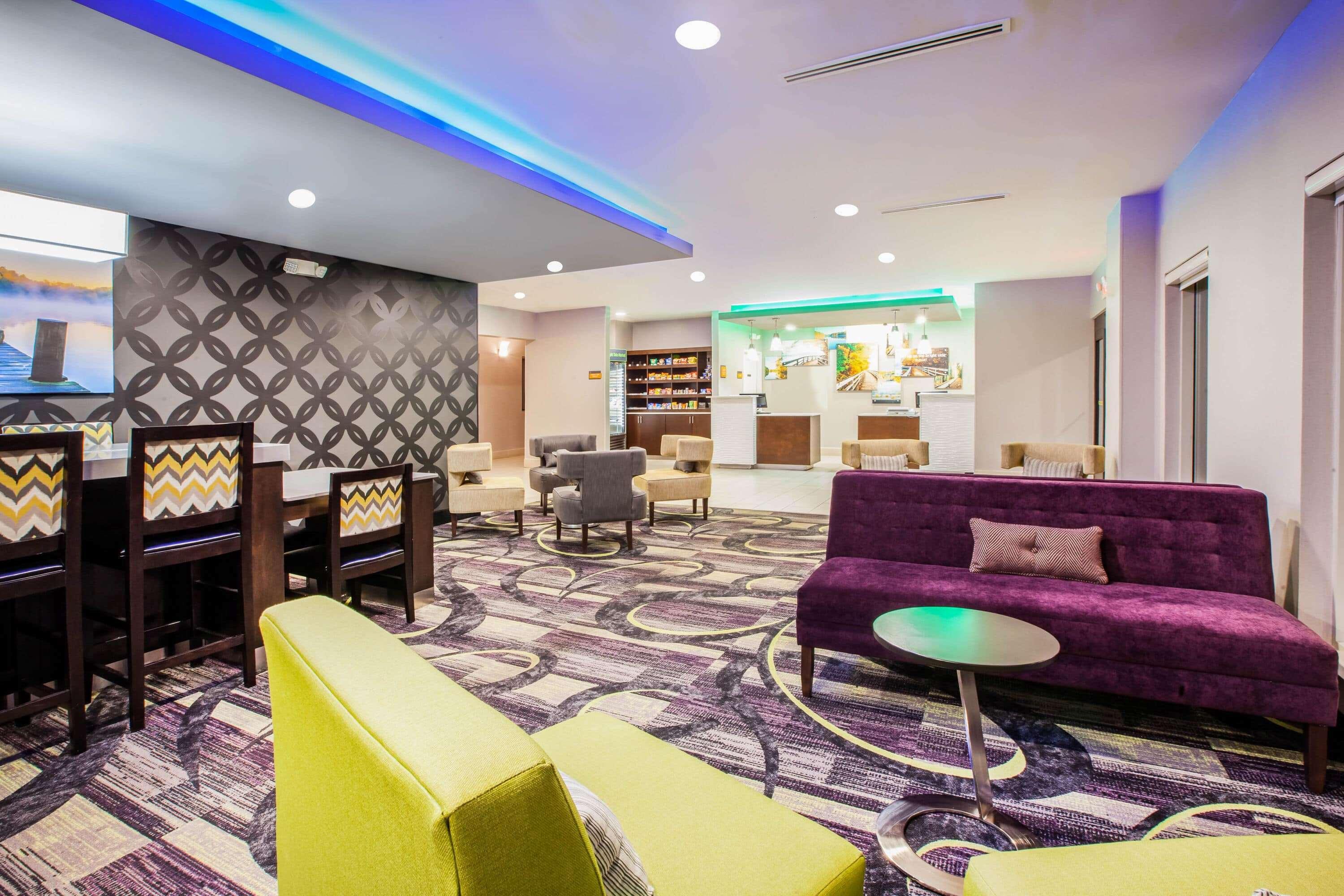 La Quinta Inn And Suites By Wyndham Elkhart Extérieur photo