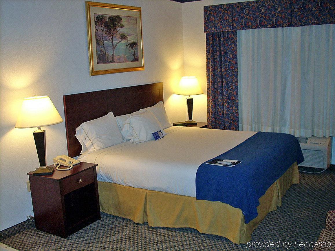 La Quinta Inn And Suites By Wyndham Elkhart Extérieur photo