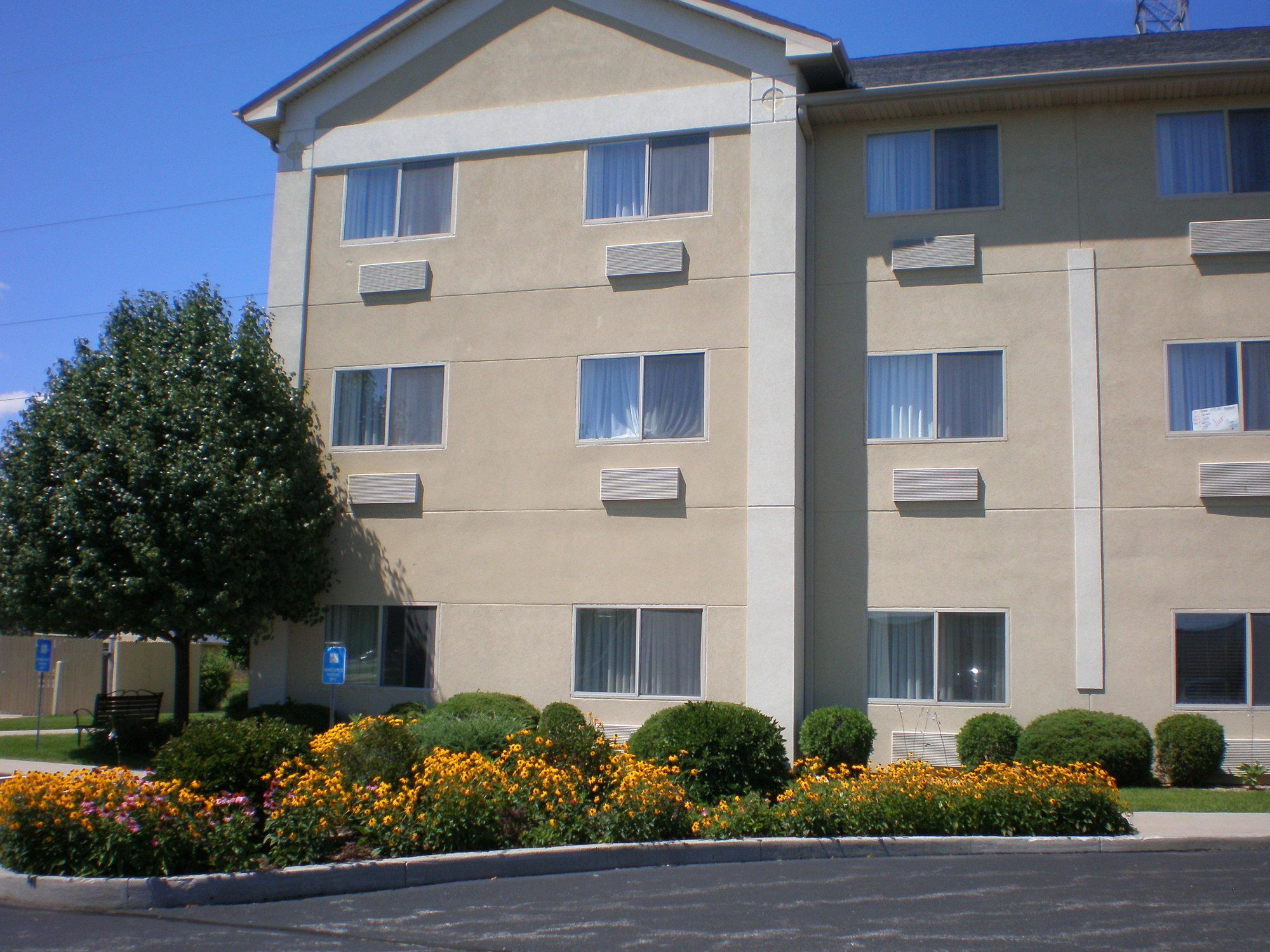La Quinta Inn And Suites By Wyndham Elkhart Extérieur photo